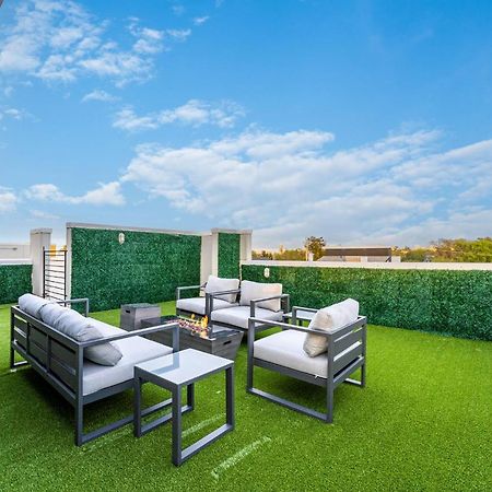 Luxury Home With Rooftop Views Dallas Exterior photo