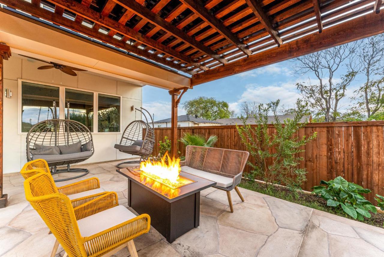 Luxury Home With Rooftop Views Dallas Exterior photo